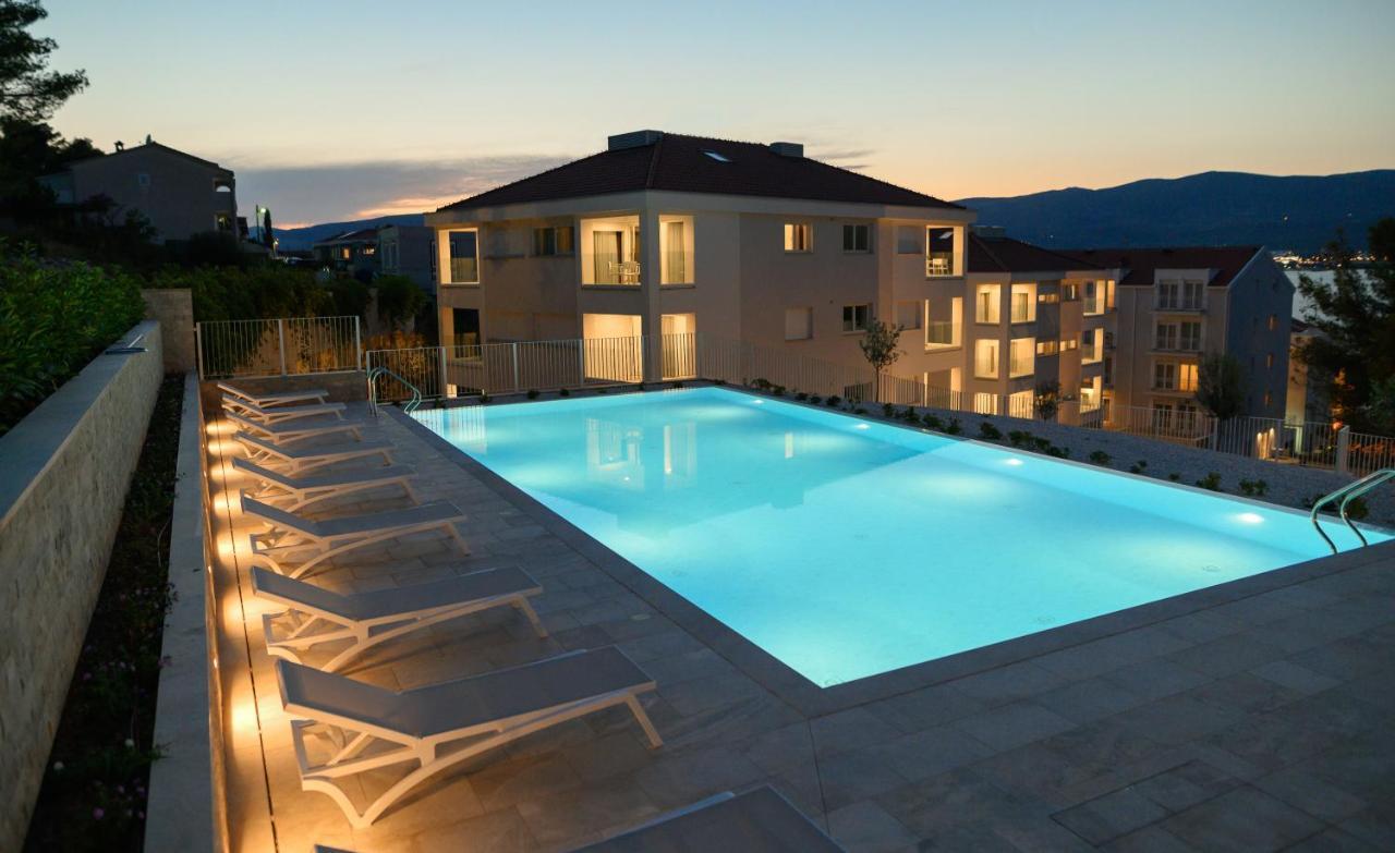 Malo More Resort Arbanija 외부 사진